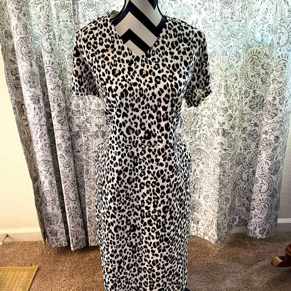BNWT Leopard print Old Navy dress as XL - Picture 1 of 3